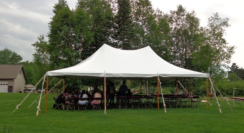 30’ x 45’ Canopy (Seats 135)